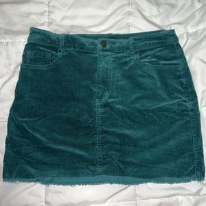 Forever 21 Green Skirt (SIZE MEDIUM)
